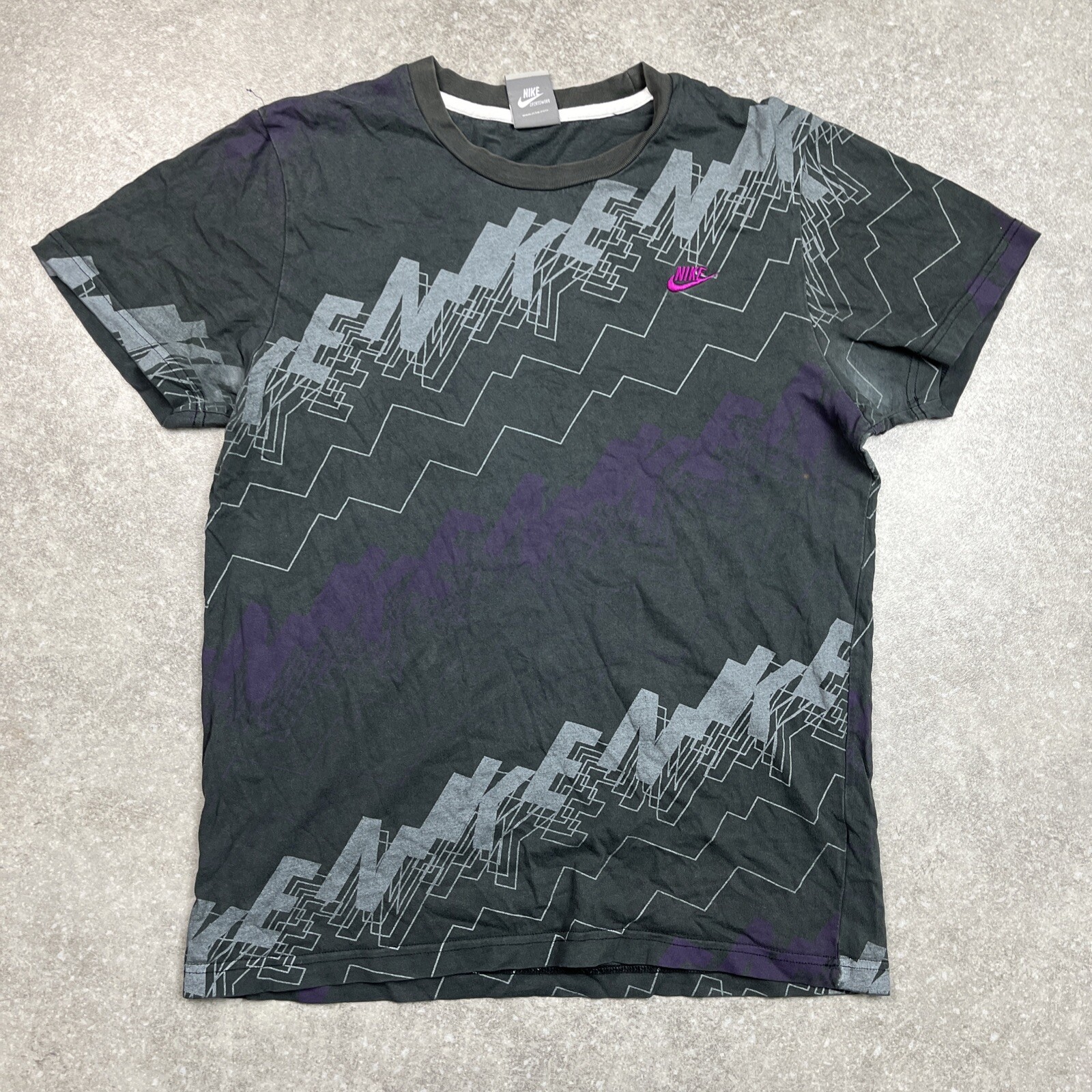 Vintage Nike Sportswear Black Funky All Over Graphic Tshirt Size M p2p 19.5