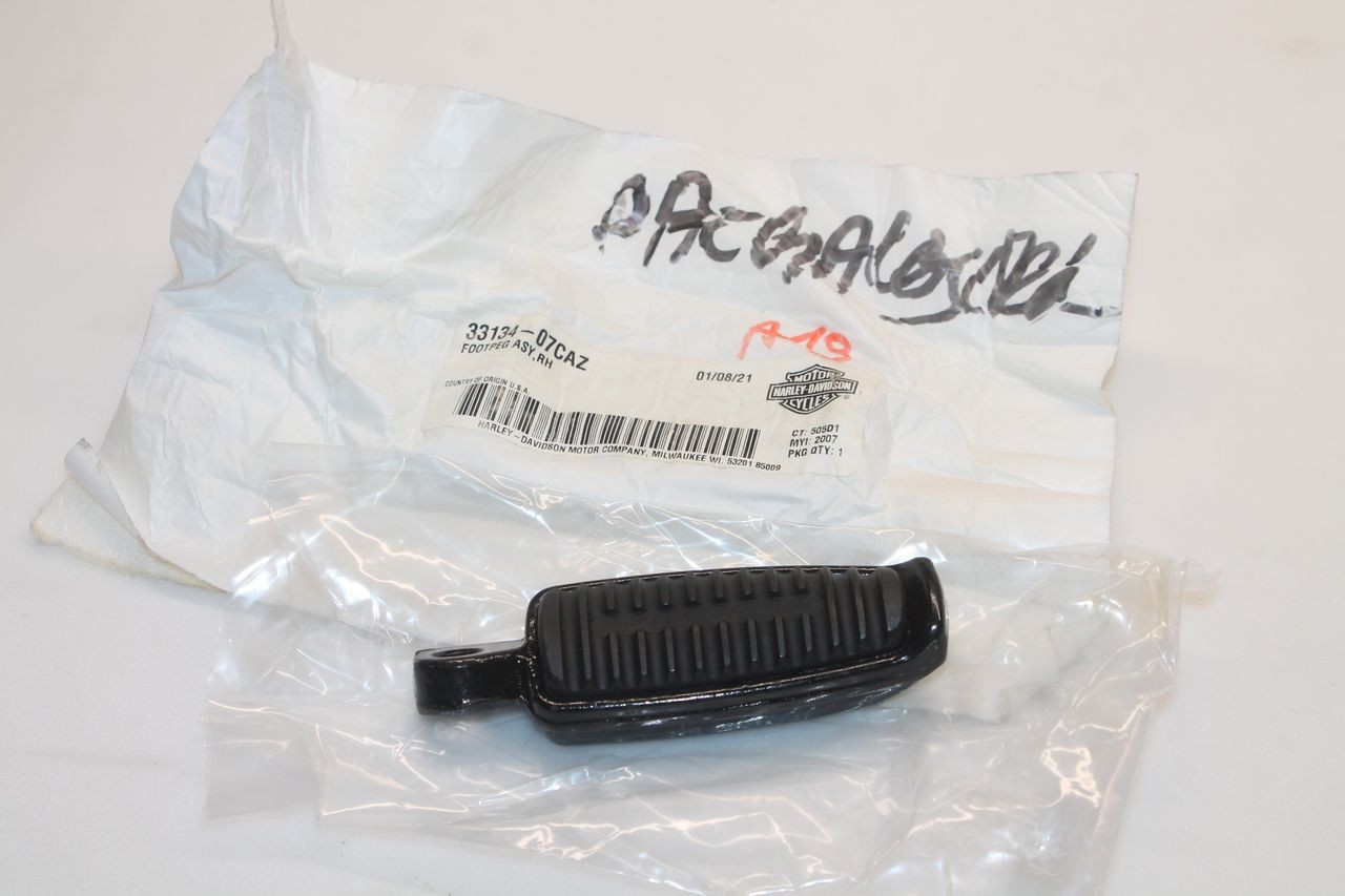 Repose-pied avant droit Harley Davidson original 33134-07CAZ cale-pied moto custom acier
