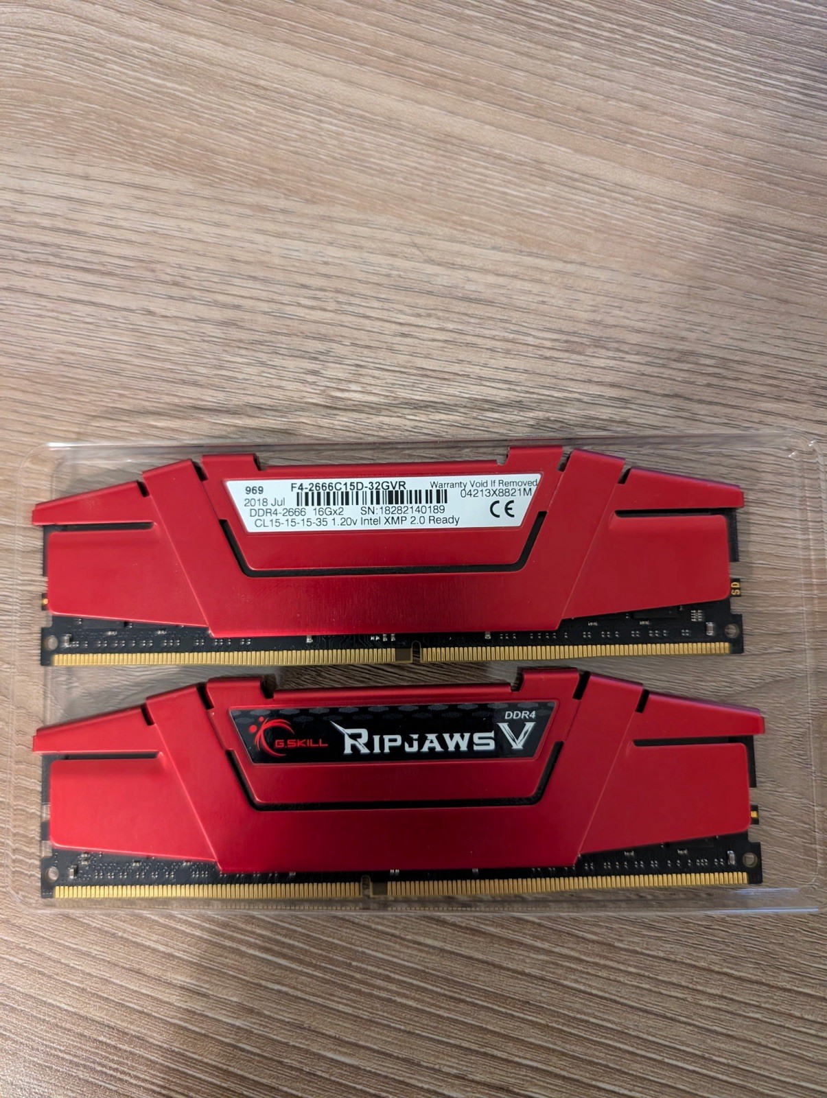 G.Skill Ripjaws V Series 32GB(2x16GB) Desktop Memory - F4-2666C15D-32GVR
