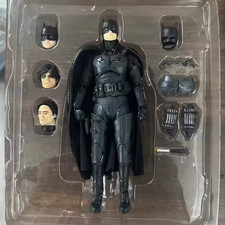 MAFEX 188 DC Batman Action Figure 6in PVC Fully Articulated Collectible