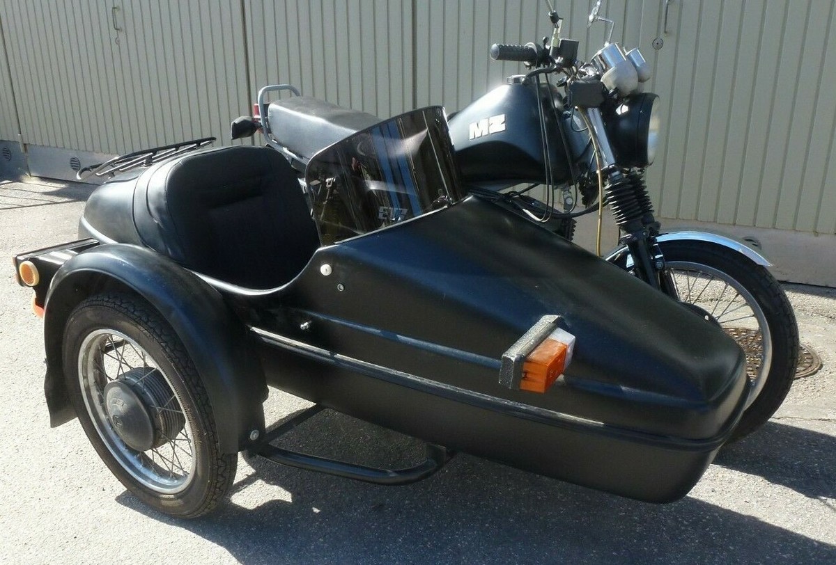 JAWA VELOREX 562 / 563 SIDECAR WINDSCREEN WINDSHIELD OUTFIT
