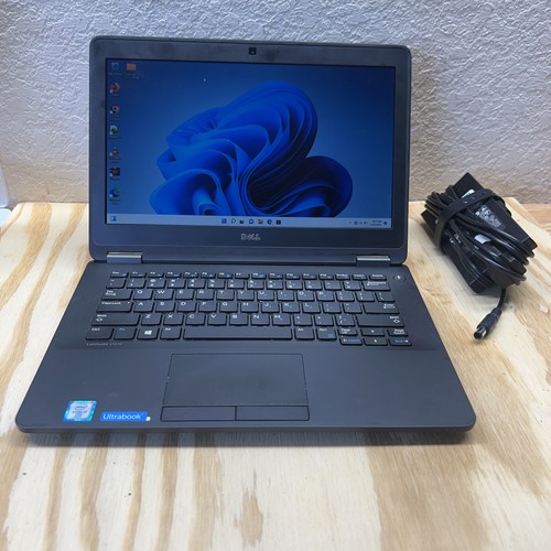 Dell Latitude E7270 Laptop - 2.6 GHz i7-6600U 8GB 256GB SSD 12.5"windows 10 pro - Picture 3 of 9