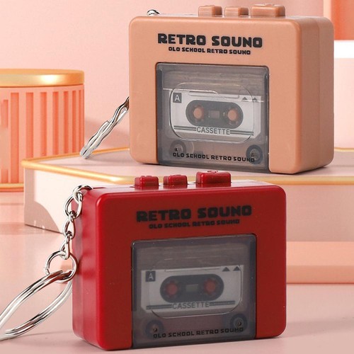 Retro Tape Recorder Pendant Keychain Cassette Tape Recorder Mini Recording G6H3 - Picture 4 of 17