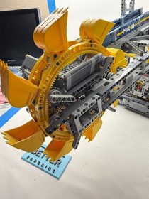 LEGO Technic 42055 Bucket Wheel Excavator w/ Instructions & Power Functions