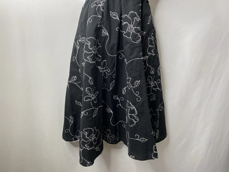 Vestido para mujer White House Black Market talla 6 vestido de venganza cóctel ajustado vanguardista Foto 3 de 4