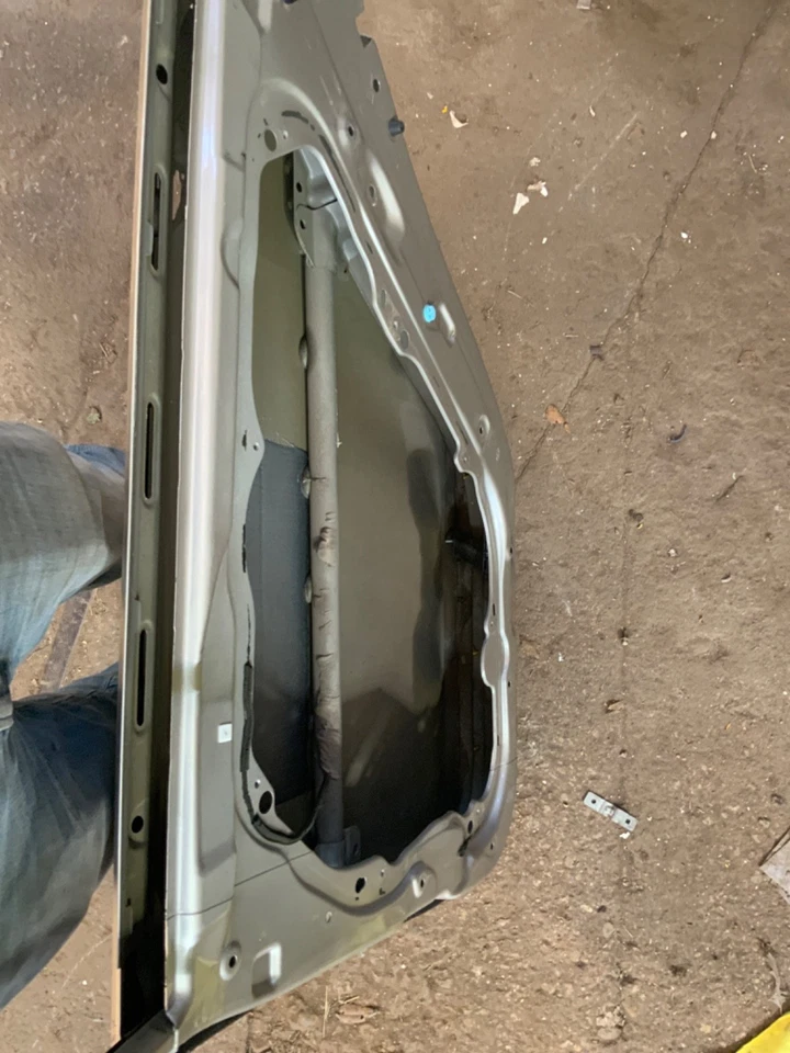 11 14 Hyundai Sonata OEM Passenger Rear Rear Side Door gold Scratches NO SHIP - Image 3 of 4