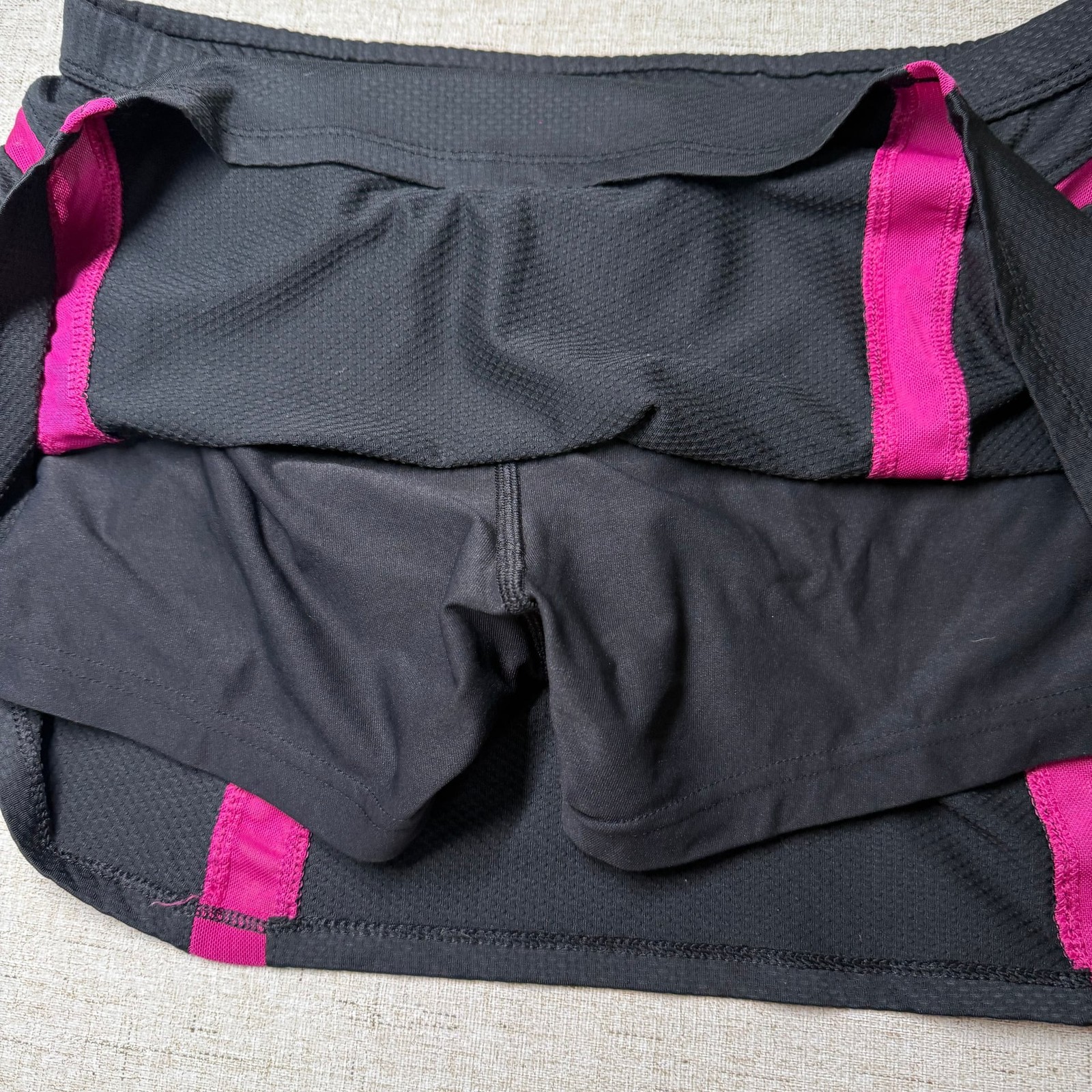 Nike Tennis Skort Black and Pink Athletic Mini Skirt Size M thumbnail 15