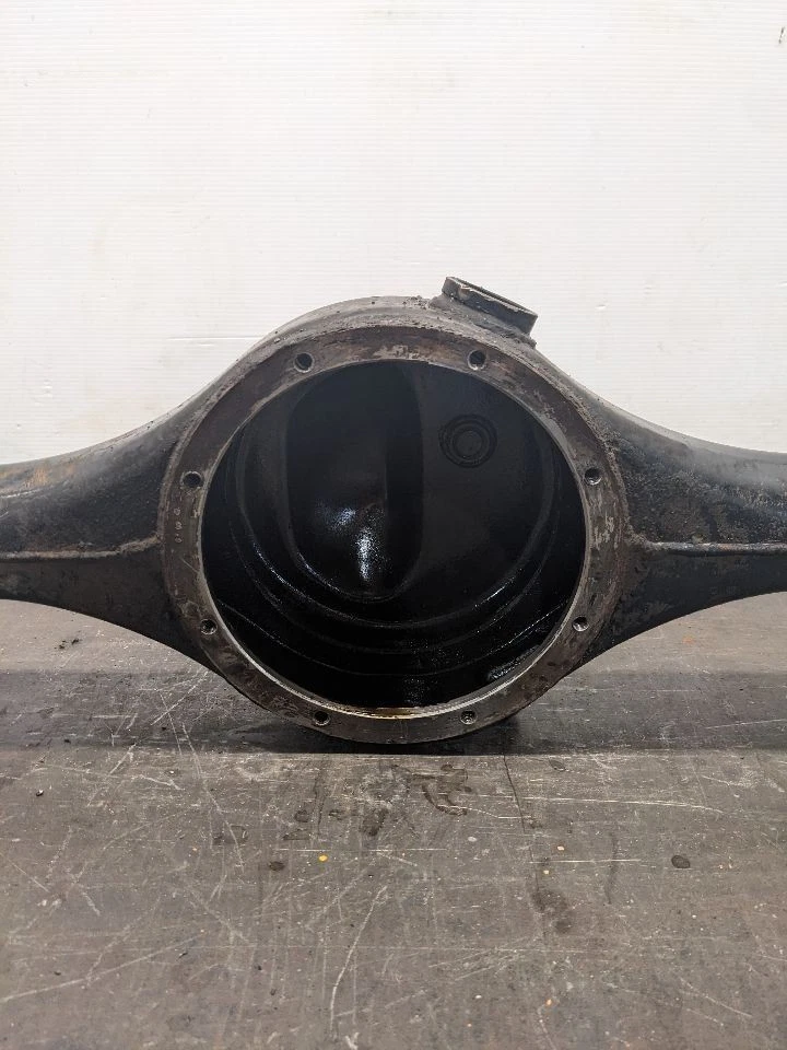 Корпус задней оси сквозной VIN UF11691547 подходит для 86-87 MAZDA B-2000 1175514 - Изображение 4 из 4