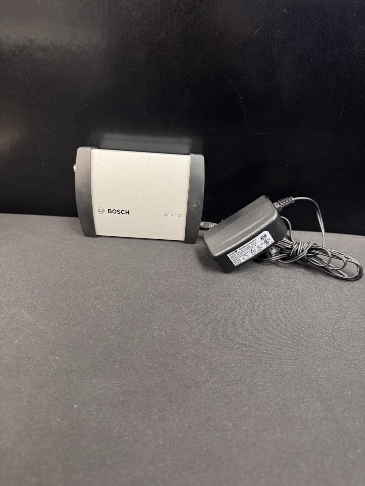 Bosch VIP-X1XF-E Single Channel Video Encoder 0.3A 12VDC Tested - Working