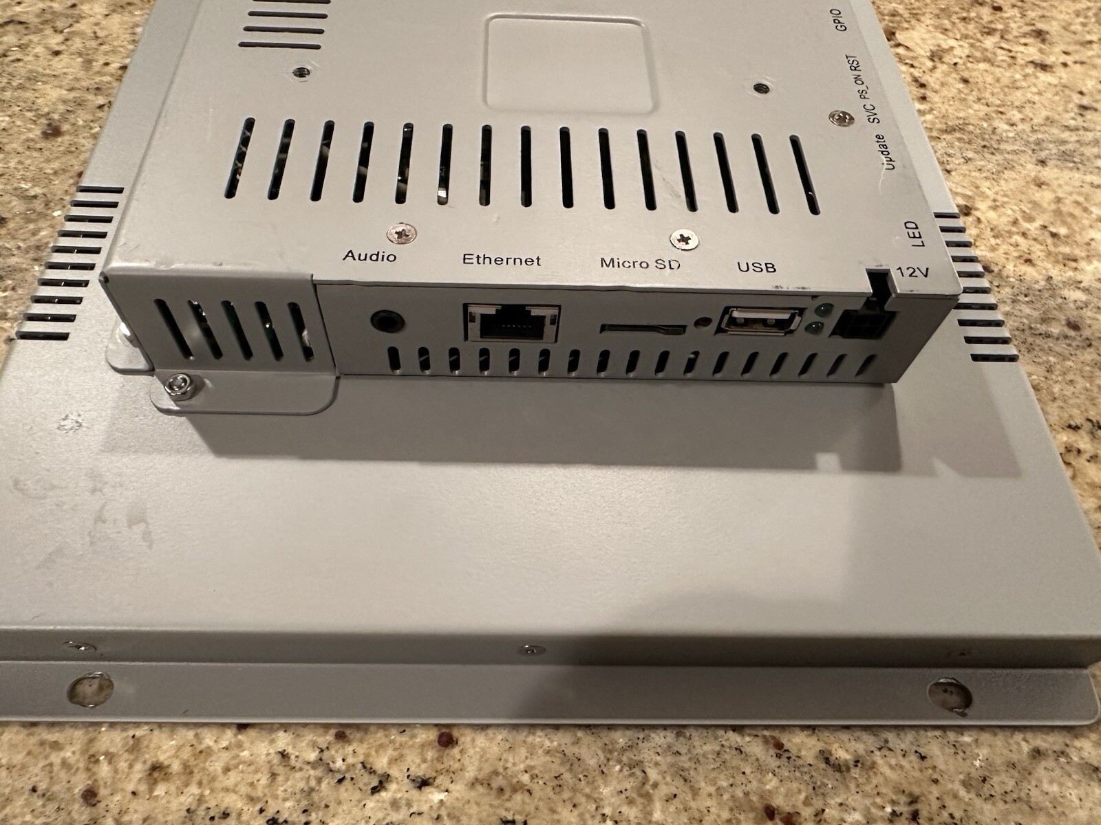 Bluefin BrightSign HS144 Model BSBI133FHT-FL 13.3in Touchscreen SKU 20-3008-1007