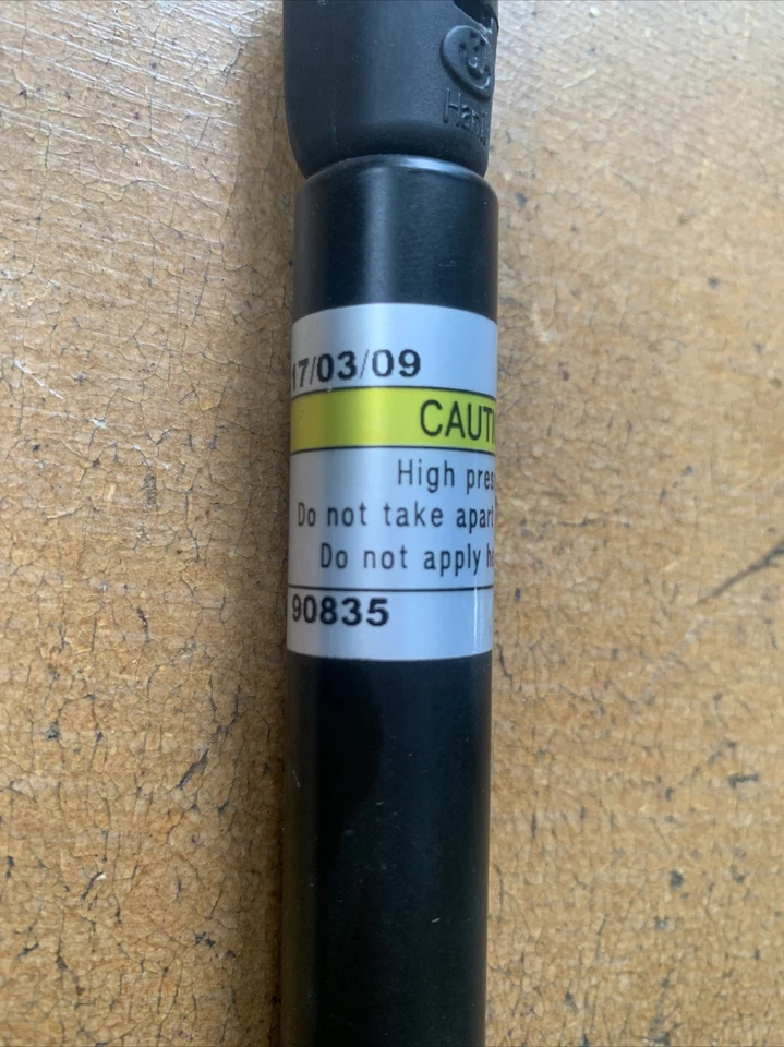 Volvo XC90 2003-2014 puerta levadiza puntal cilindro trasero izquierdo y derecho OEM Foto 4 de 4