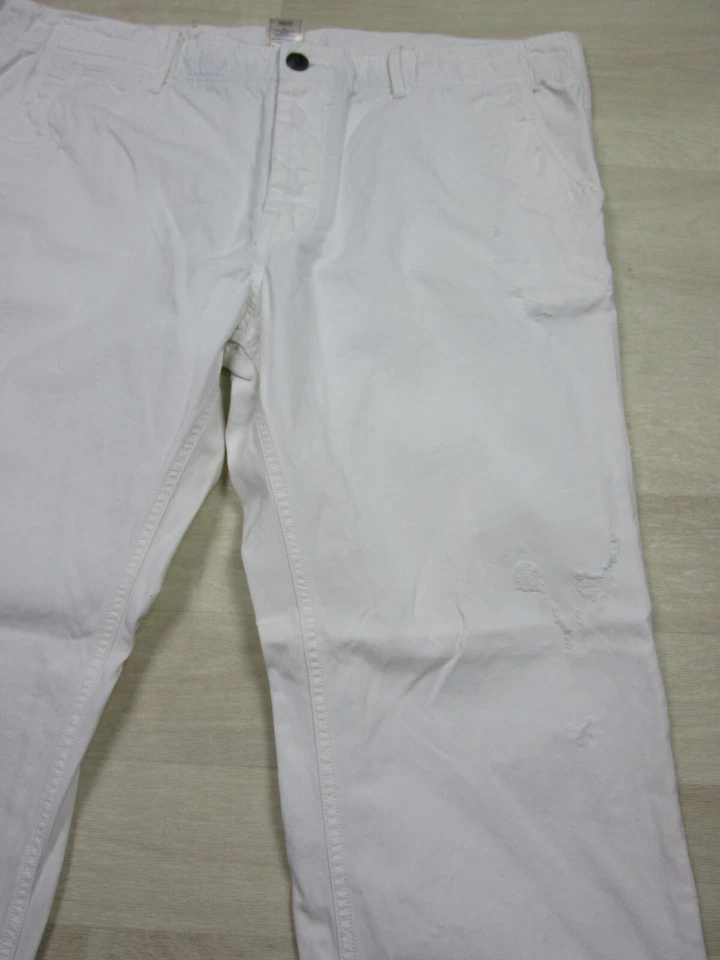 True Religion Mens Designer Jeans - Geno Officer Distressed Chino Pants 42x31.5 - Image 3 of 4