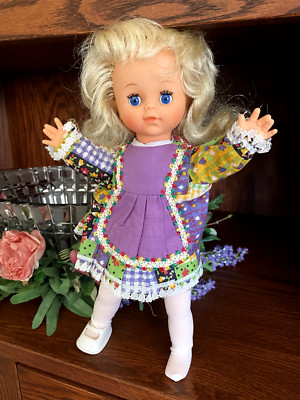 Vintage 1970s UNEEDA 11'' Baby Doll - Blonde / Sparkling Blue Eyes +FAST SHIP!