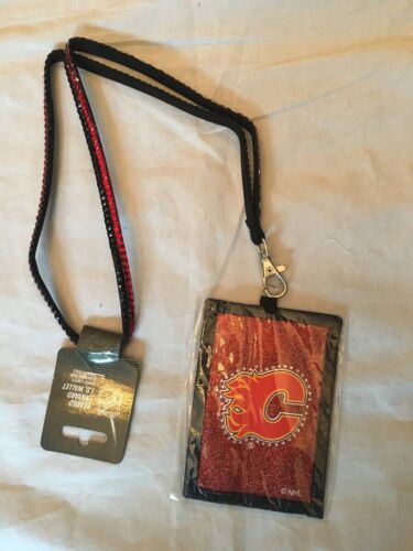 Portefeuille d'identification à paillettes Calgary Flames NEUF avec cordon. Cadeau de hockey de la LNH fan neuf avec étiquettes - Photo 1 sur 2