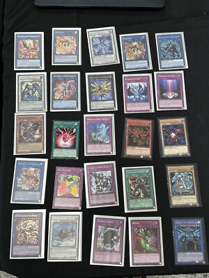 Massive 50 Card Yugioh TCG Collection Blue Eyes Magician  Lot #1