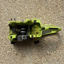 Poulan P3314 Engine Housing , Crankshaft, Flywheel, Clutch