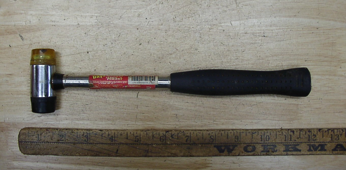 Unbr. 8.7oz Soft Blow Hammer,2-9/16 Head,W/ 15/16" Diam Blk & Yellow Faces,China