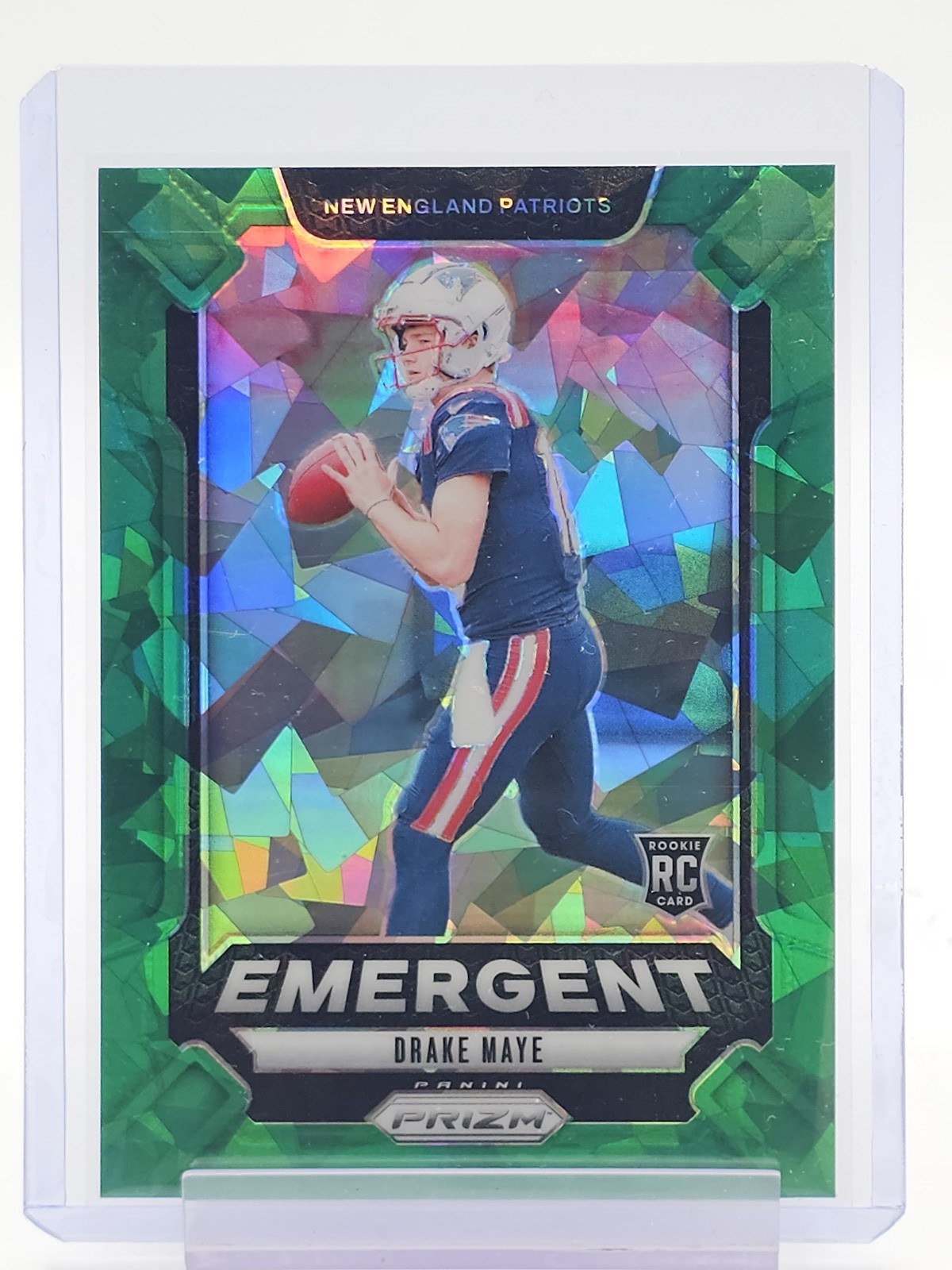 DRAKE MAYE 2024 PRIZM EMERGENT GREEN CRACKED ICE ROOKIE #4 PATRIOTS Q1271