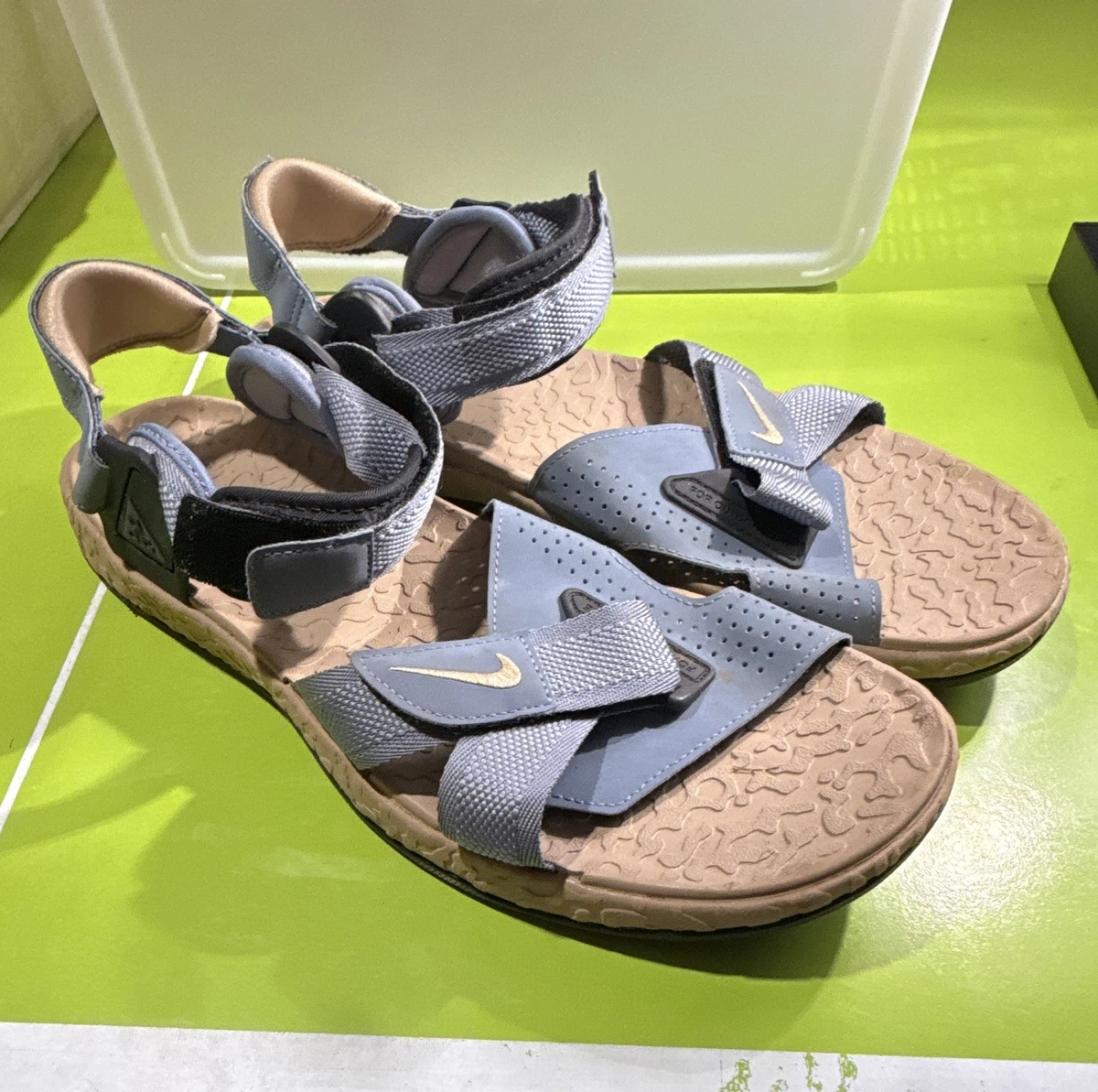 Nike Gray Men\'s Open-Toe Sport Sandal with Lace Overlay Used Size 9 Nike M Gray Sandals for Men for sale | eBay main image 2