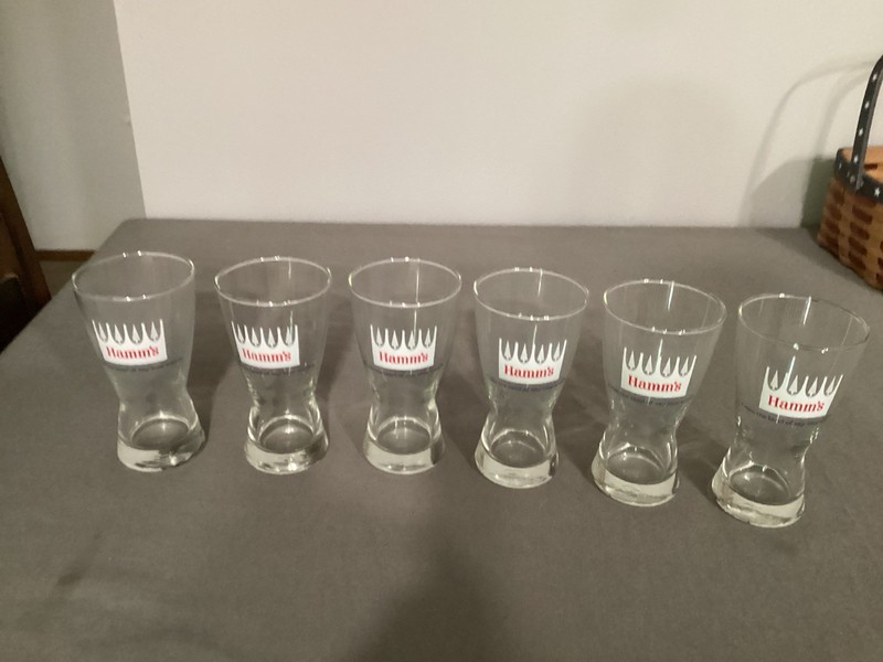 VINTAGE HAMM'S BEER GLASSES  From the Land Of Sky Blue Water  White Pine Crown 6