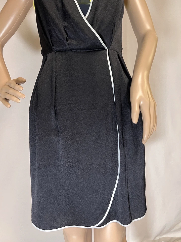 Vestido para mujer O’2nd Barneys New York, negro, asimétrico, sin mangas. Talla 2 Foto 3 de 4