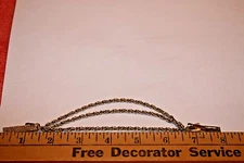 Vintage Gold-tone Meal Sweater Scarf Chips Chain Holder Patent # 2853761