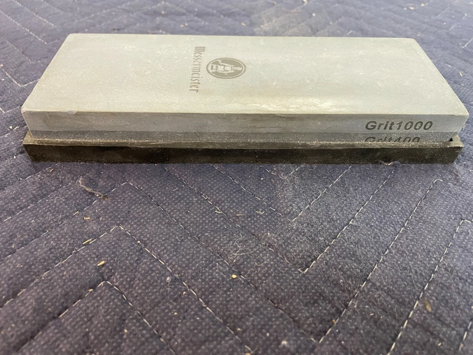 Messermeister Two-Sided Sharpening Stone 400 & 1000 Grit - Image 2 of 4