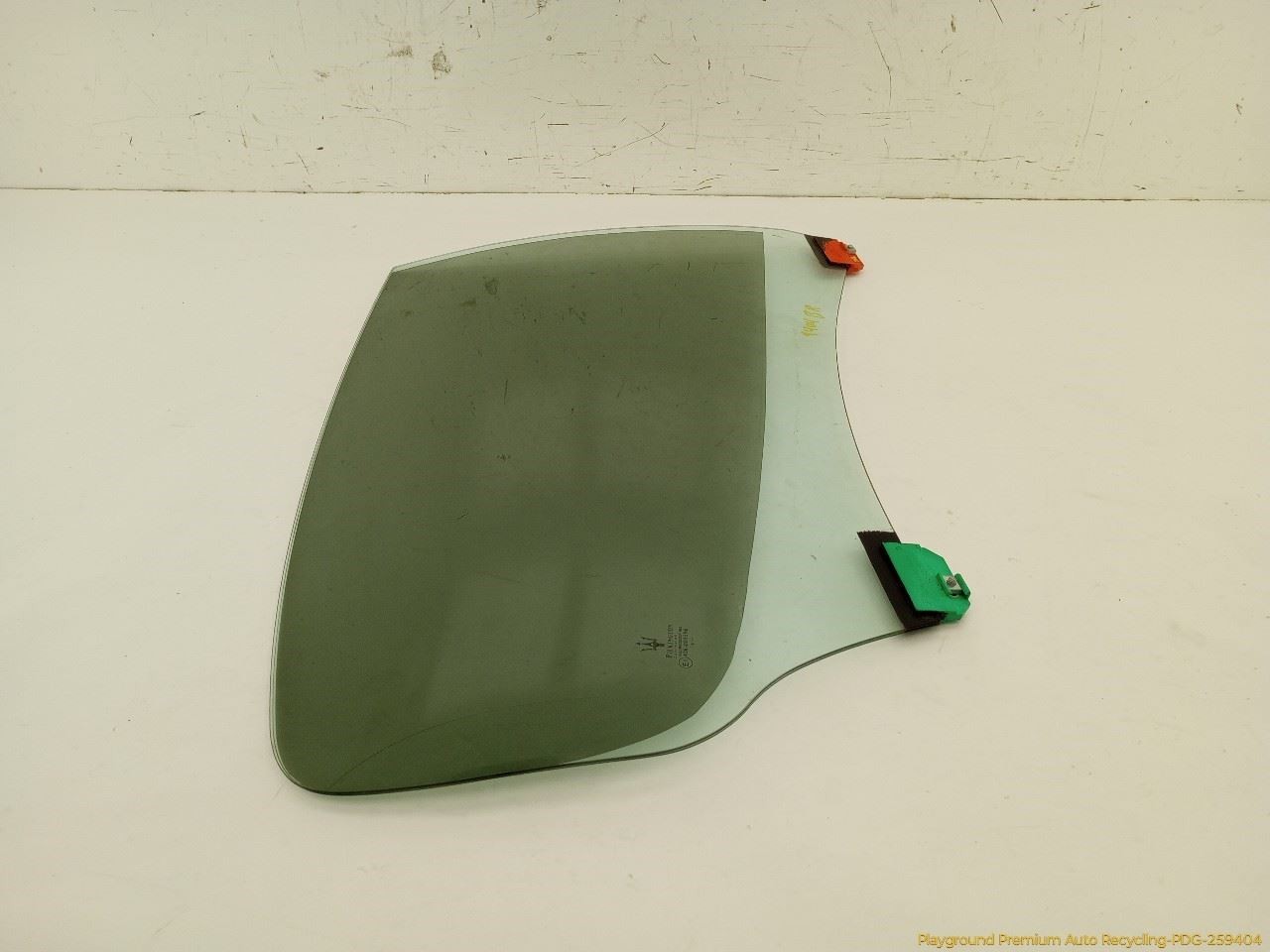 Maserati Quattroporte 2003-2012 Rear Right Door glass