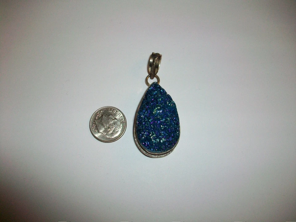 Colgante druzy lágrima titanio azul vintage en plata de ley 925 Foto 2 de 4