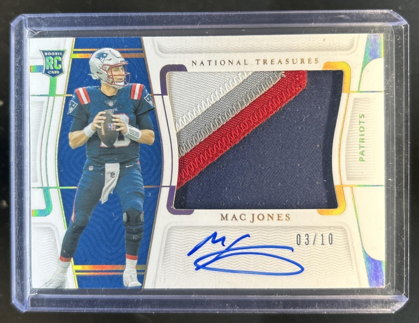 2021 National Treasures Mac Jones Rookie Material RC Patch Holo Gold Auto #/10
