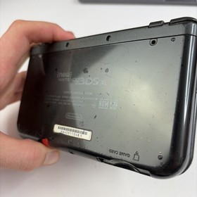 New Nintendo 3DS XL Gray Black Console, Charger Stylus US Version