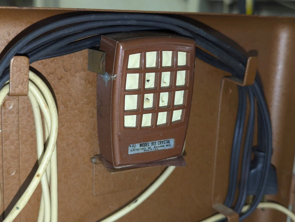 Sintonizador de tubo estroboscópico Conn Strobotuner ST8; sin probar Foto 4 de 4