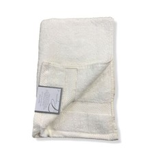 Toalla De Baño Charisma - 100% Algodón Egipcio - Color Blanco - Suave Y Absorbente