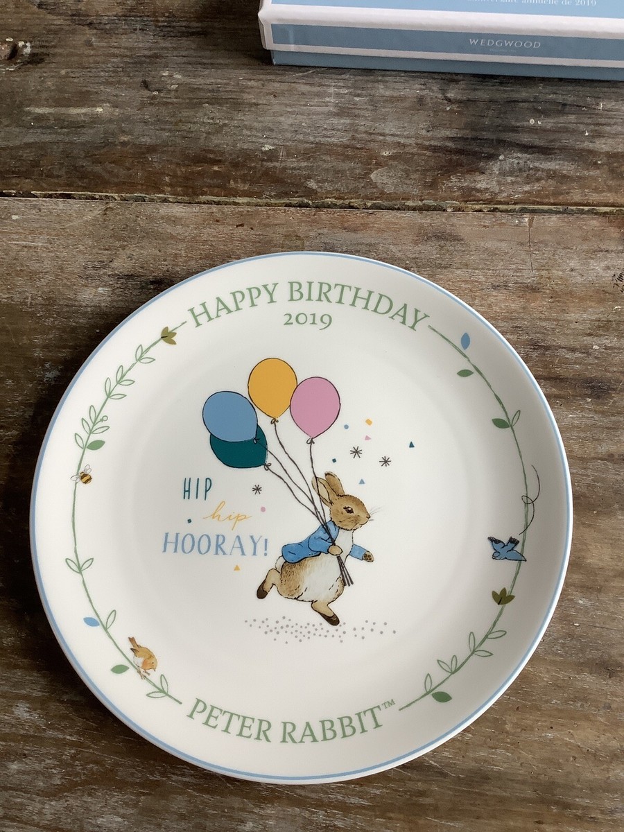 Wedgwood Beatrix Potter Peter Rabbit Bunny Annual Birthday Plate