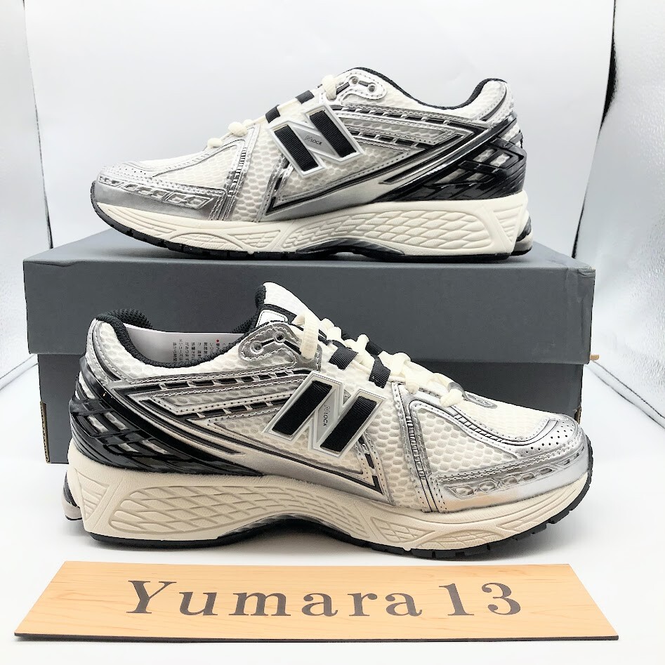 美品　New Balance M1906RER New Balance M1906RER SILVER/BLACK （ニューバランス M1906RER