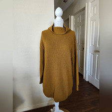 Aritzia Wilfred Montpellier Oversized Wool Turtleneck Sweater Size Small