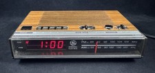 Vintage GE General Electric Alarm Clock AM/FM Radio 7-4624A Wood Grain