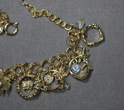 vintage costume jewelry kirks folly gold tone crystal Charm Bracelet - Bild 4 von 5