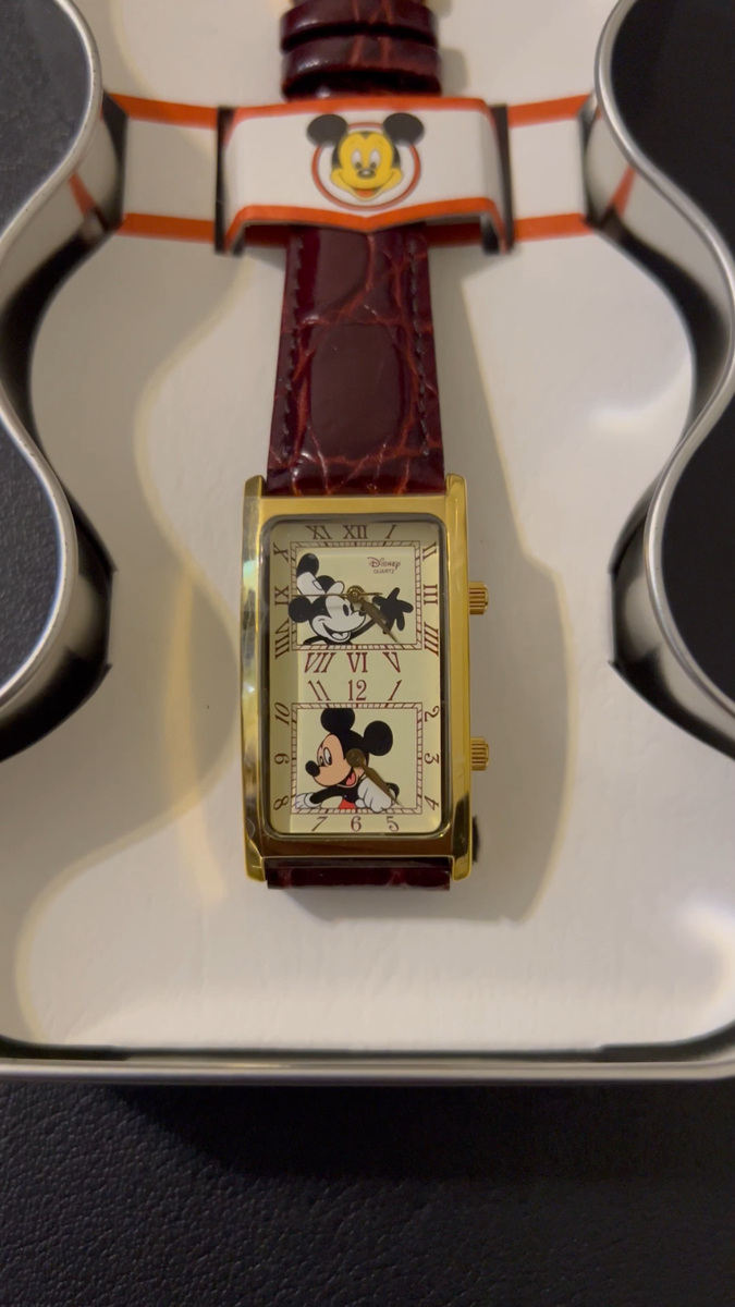 Vintage Seiko Disney TimeWorks Mickey Mouse Dual Time Zone Watch