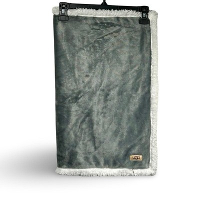 PAIR OF UGG Faux Fur Standard Pillow Shams Cases Luxe Cozy Cabin Soft Mountain