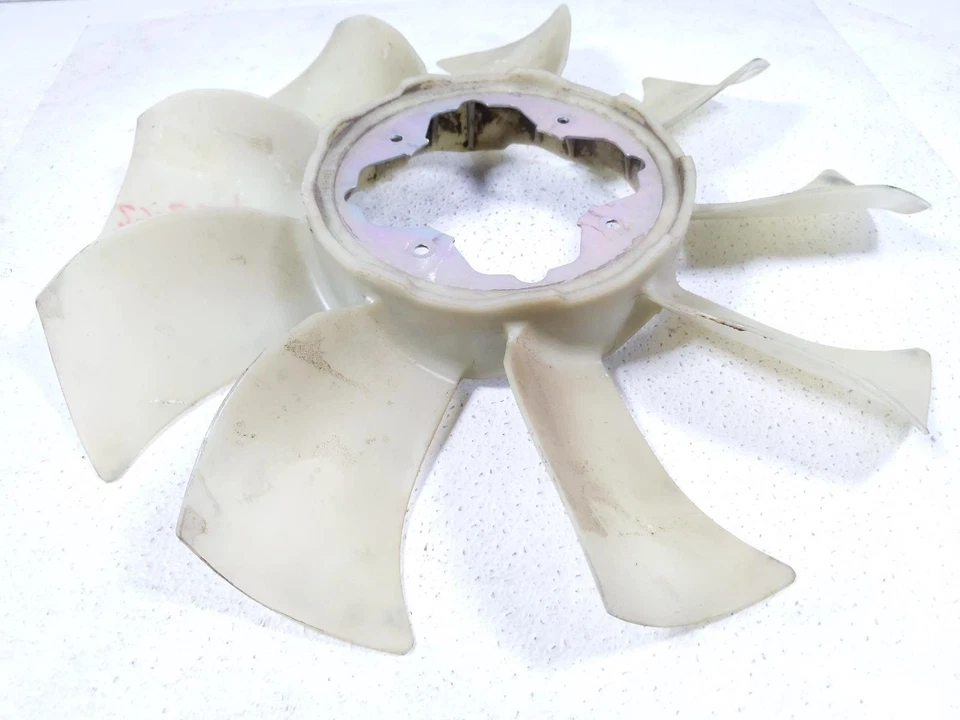 Conjunto de cuchilla de ventilador delantero Toyota Tacoma 2005-2023 16361-0P381 *3,5 L Foto 4 de 4