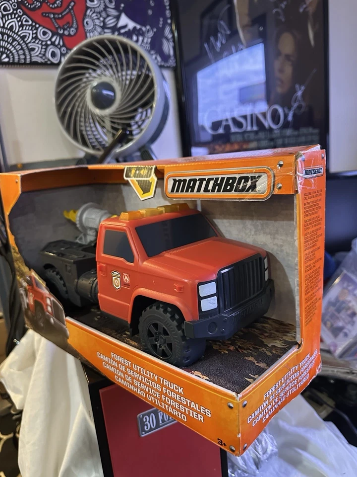 Mattel Matchbox Forest Utility Truck NEW - Image 2 of 4