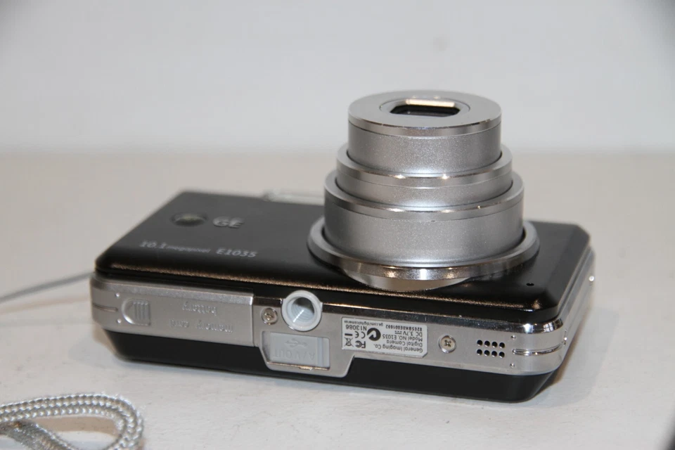 GE E1035 Compact Digital Camera 10.1MP. Tested Free Warranty. - Image 4 of 4