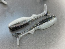(16) - 2 Mighty Minnow Threadfin Shad GRUBS B...