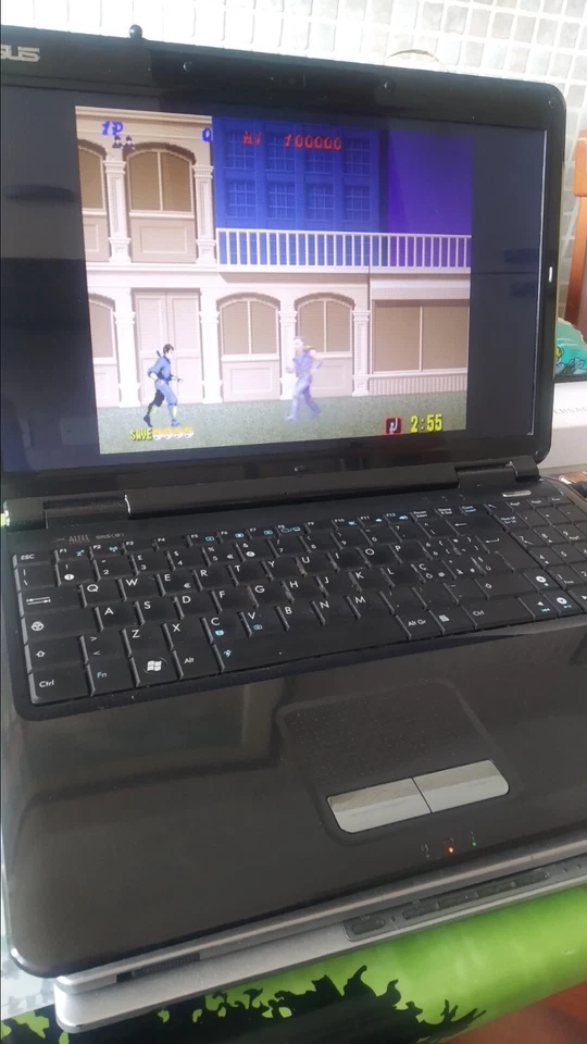 Asus K50ij Intel Core Duo 2.2Ghz 4GB RAM 250GB Windows 10 Gaming Giochi leggi - Immagine 3 di 4