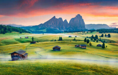 Wandbild: Spannende Morgenszene von Compatsch, Seiser Alm oder Seiser Alm, [...]