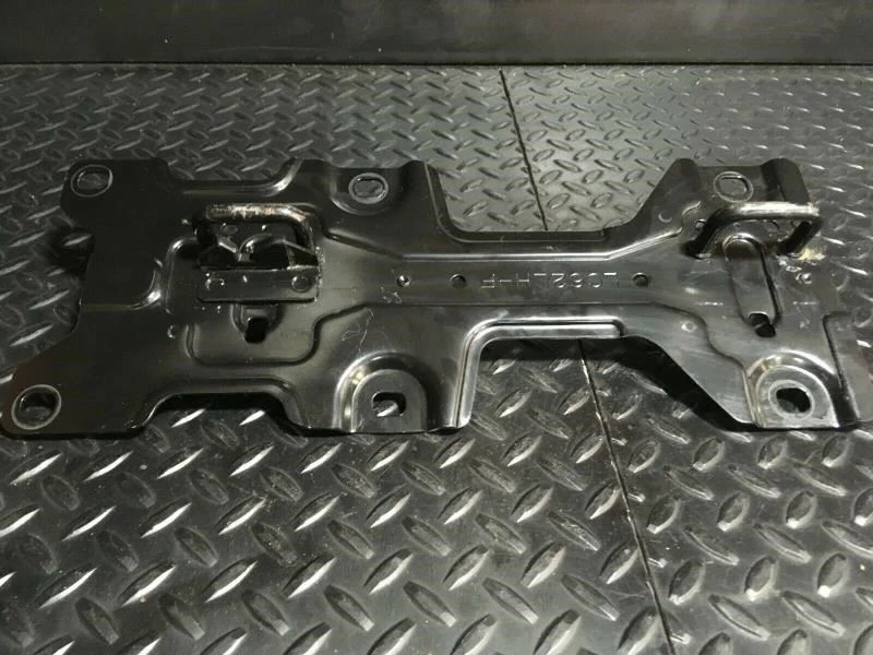 04-06 Mazda MPV Van montaje asiento conductor delantero Foto 4 de 4