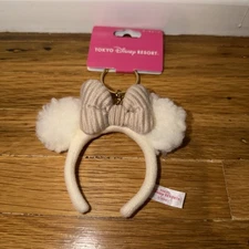 New Japan Tokyo Disney Resort Minnie Ears Keychain Winter Fluffy