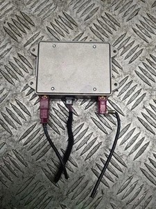 AUDI A6 4F2, C6 Antennenverstärker  8E0035456C 2.70 Diesel 132kw 2006 23937403