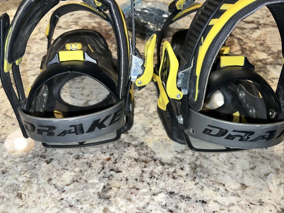 Fijaciones de snowboard Drake F-60 negro/amarillo talla grande hechas en Italia Foto 2 de 4
